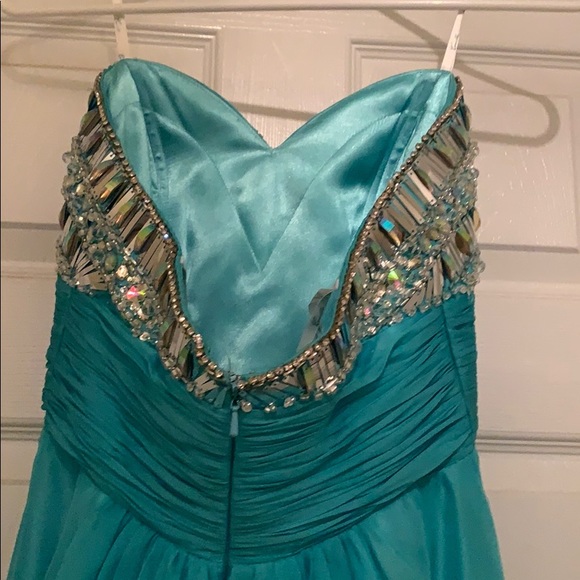 Turquoise blue bling PROM DRESS ✨💙 - Picture 3 of 4